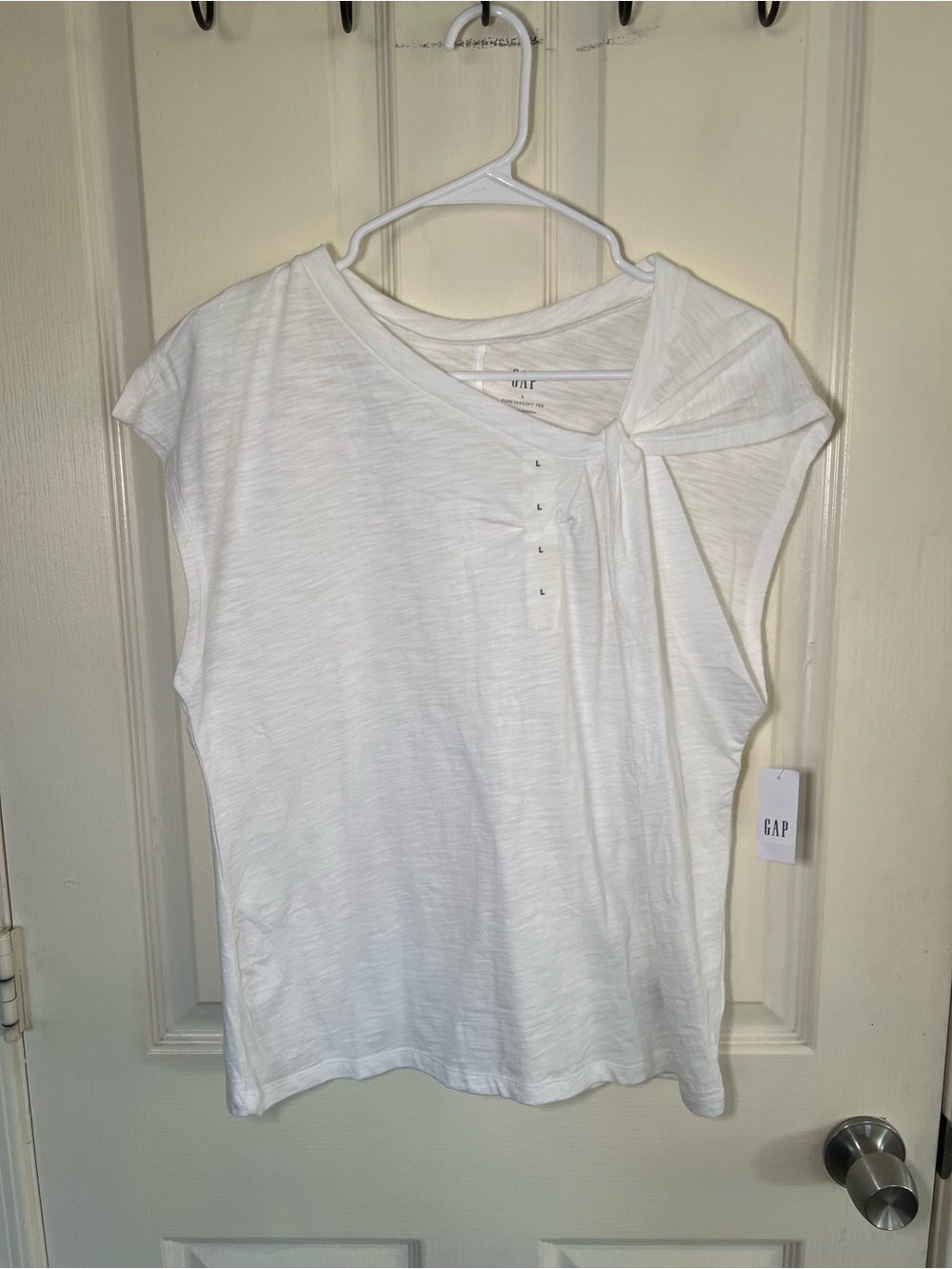 Gap ForeverSoft White Twist Shoulder Slub Cotton Tee NWT Large